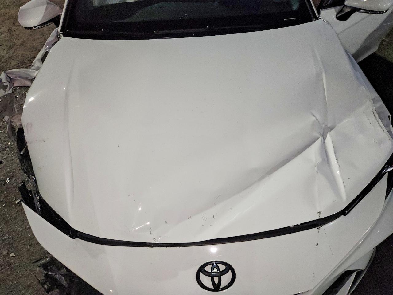 2026 Toyota Camry - zdjęcie 12