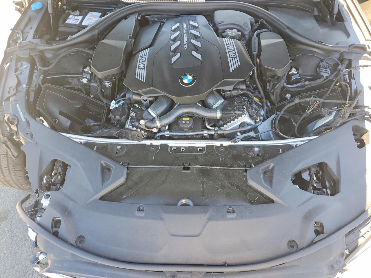 2019 BMW M850Xi - zdjęcie 11