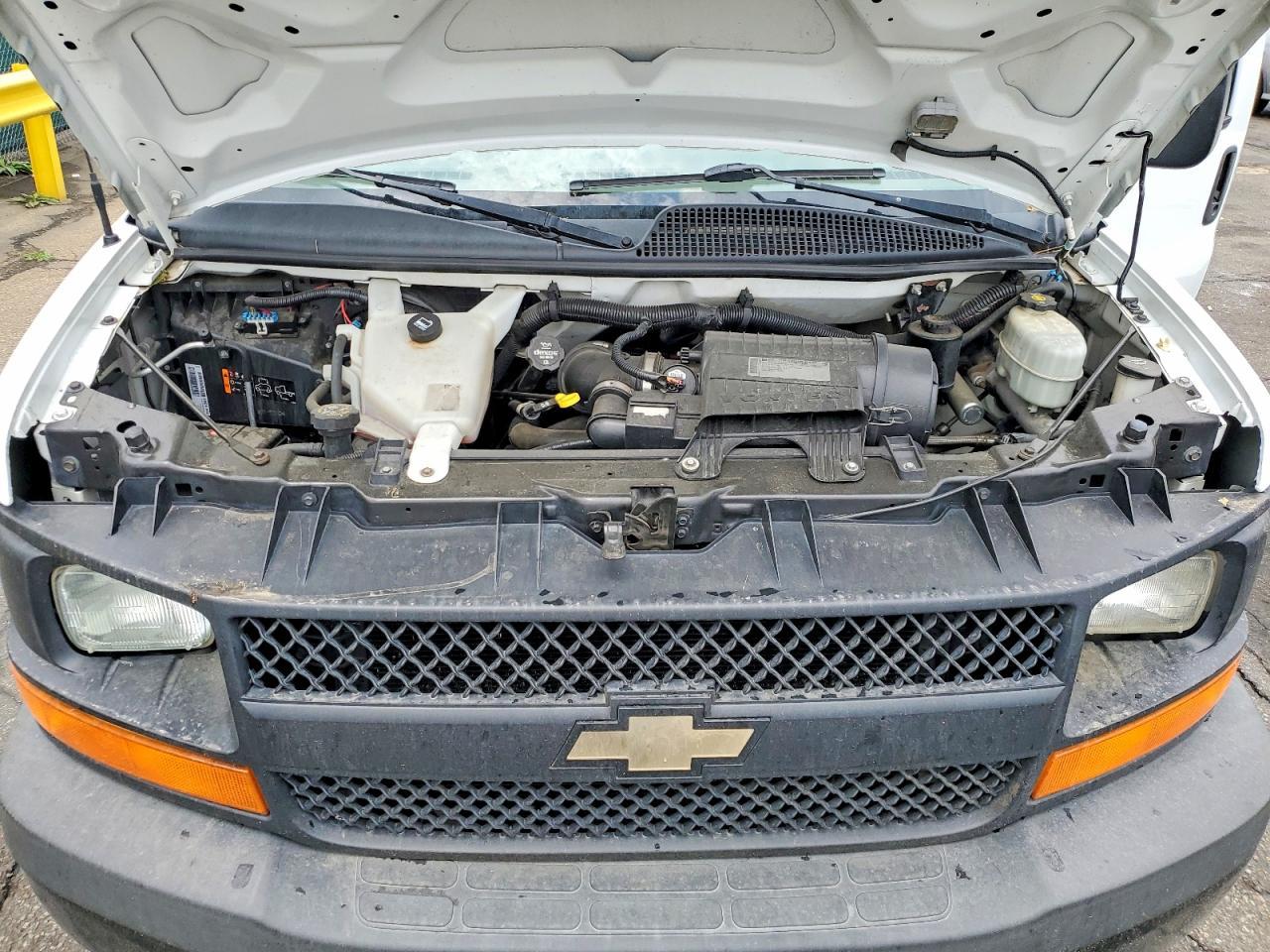 2014 Chevrolet Express G1500 - zdjęcie 12