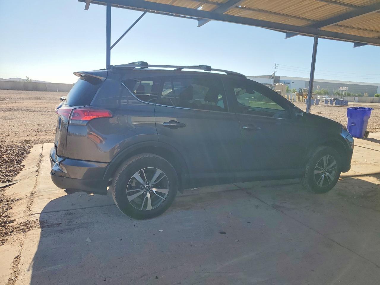 2018 Toyota Rav4 Xle - zdjęcie 3