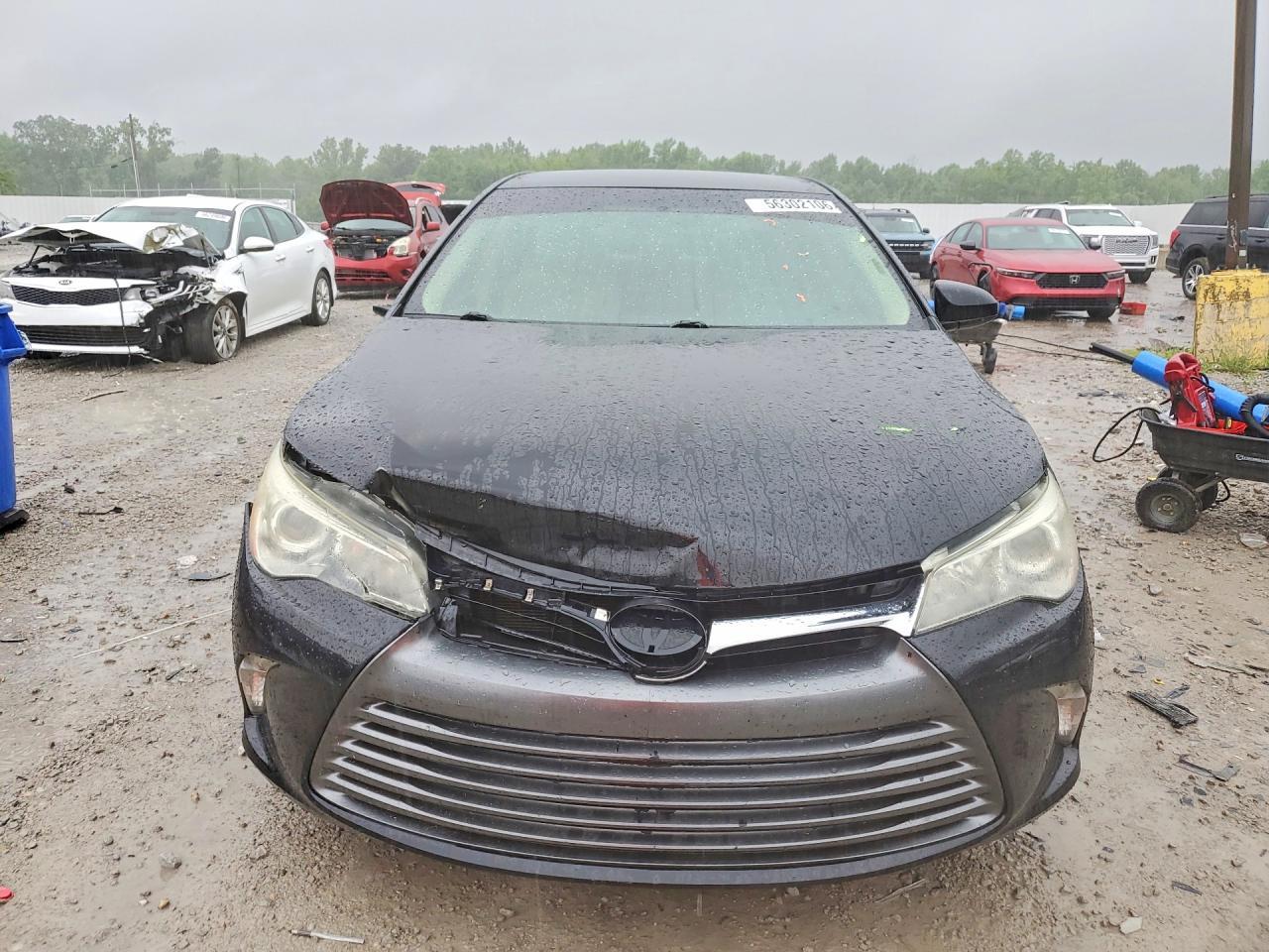 2015 Toyota Camry Le - zdjęcie 5