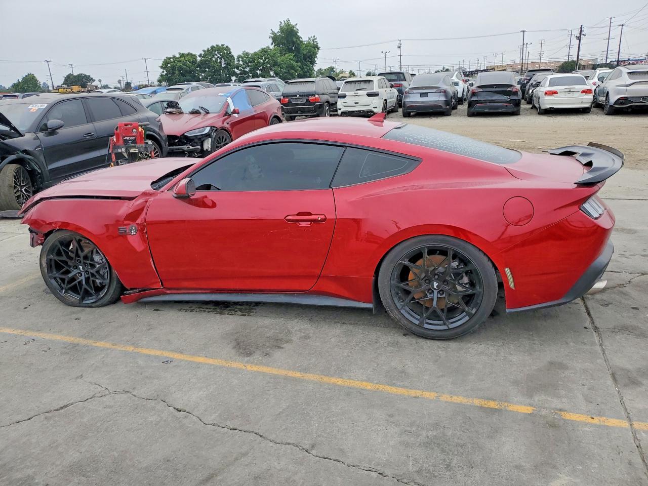 2024 Ford Mustang Gt - zdjęcie 2