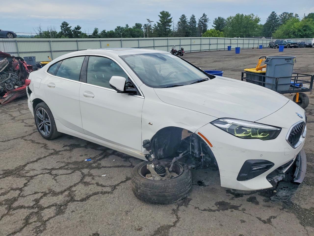 2021 BMW Seria 2 228i - zdjęcie 4