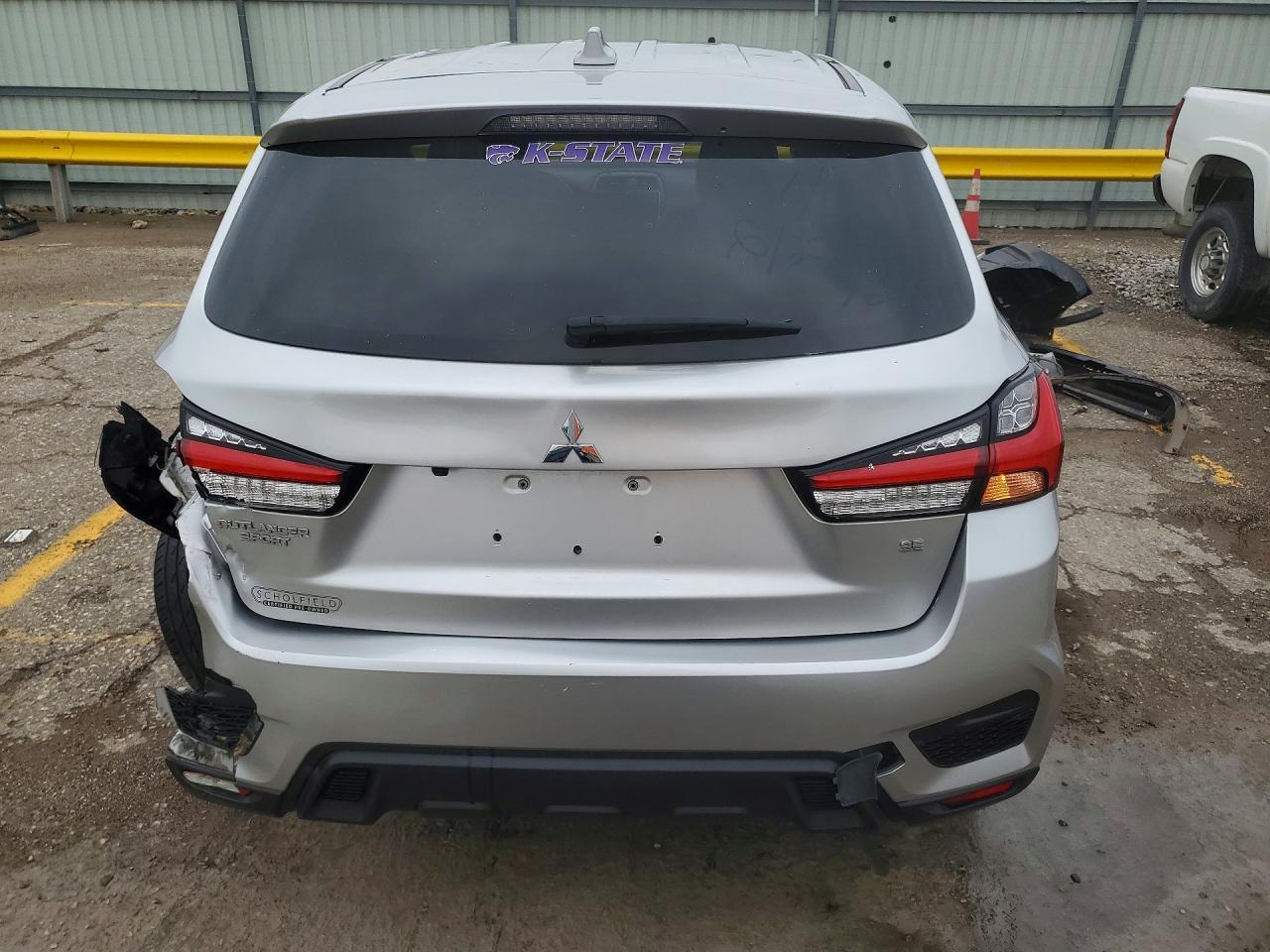 2020 Mitsubishi Outlander Sport Se - zdjęcie 6
