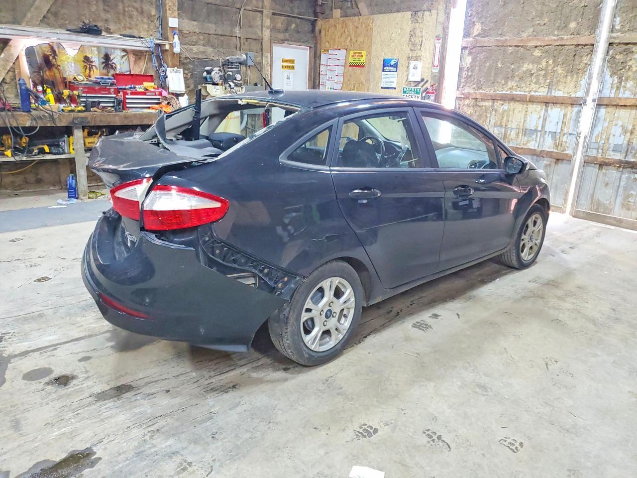 2015 Ford Fiesta Se - zdjęcie 3