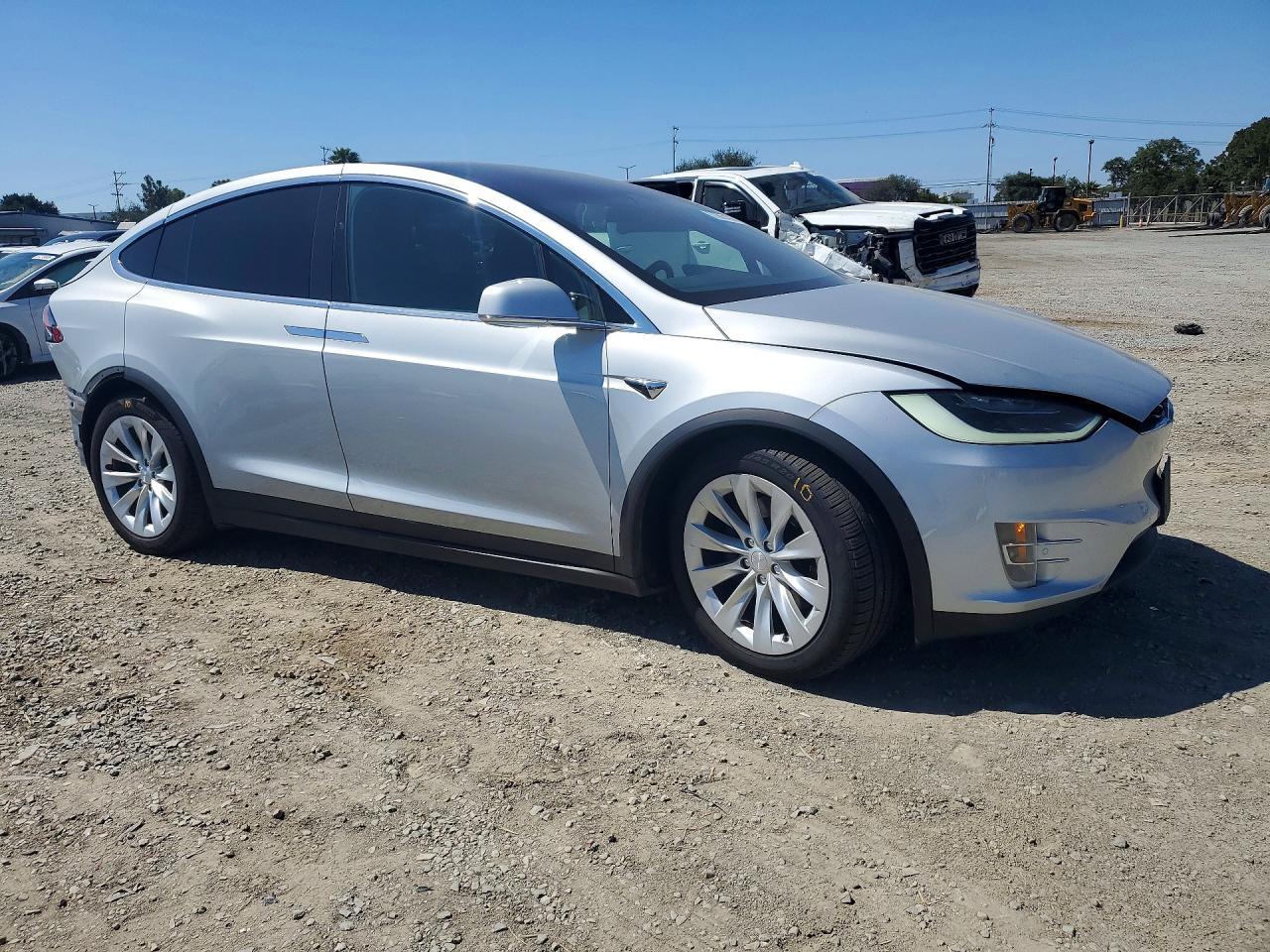 2017 Tesla Model X - zdjęcie 4