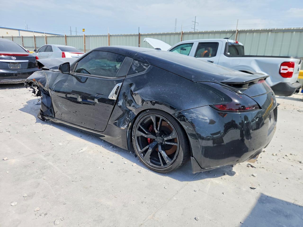 2018 Nissan 370Z Sport Tech - zdjęcie 2
