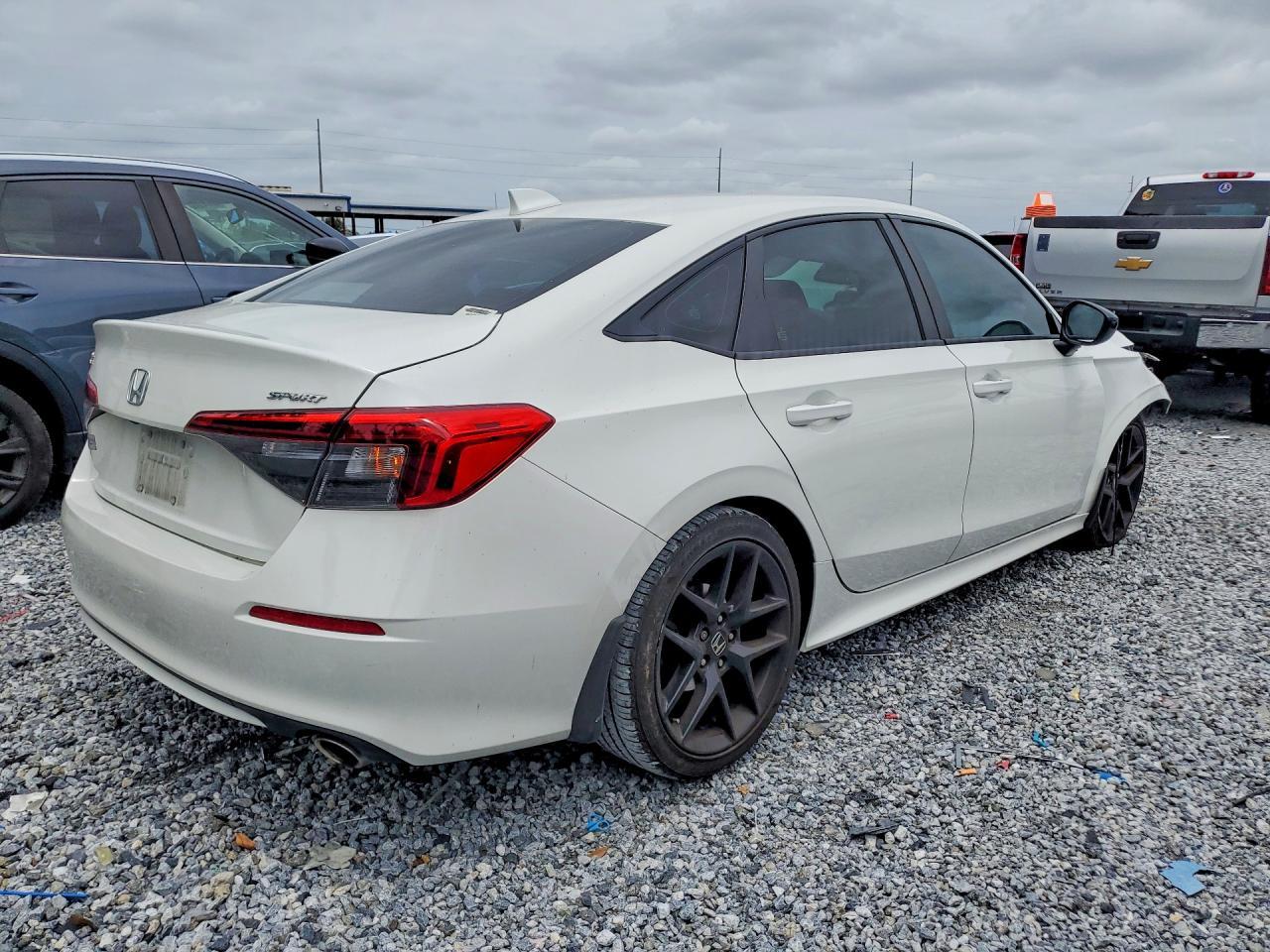 2024 Honda Civic Sport - zdjęcie 3