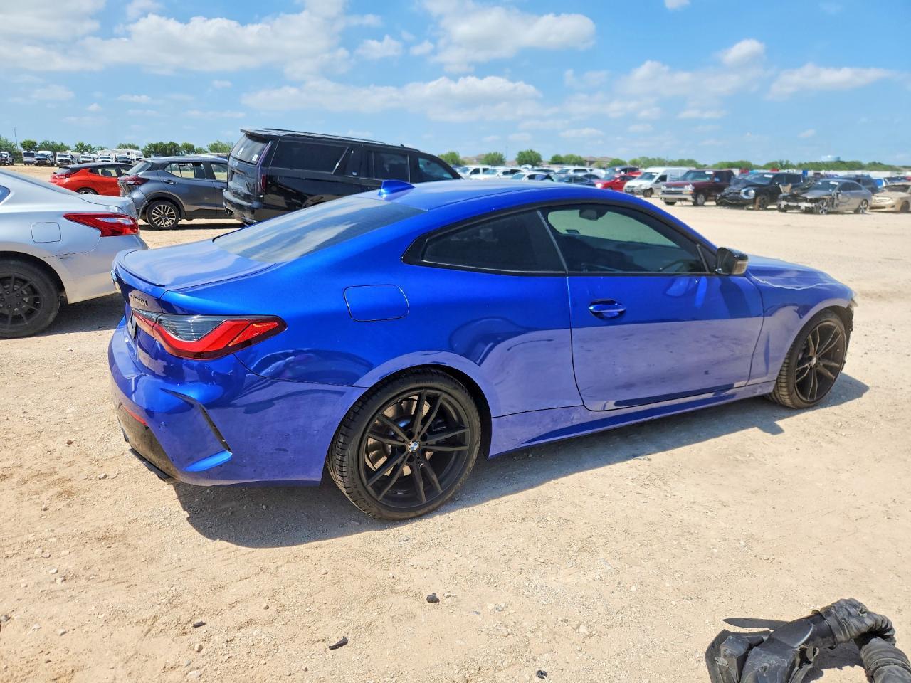 2022 BMW M440I - zdjęcie 3