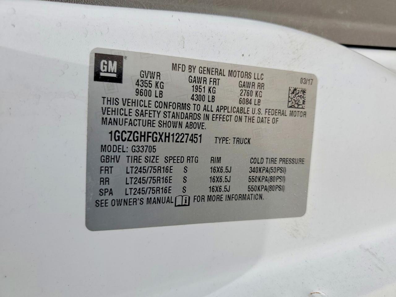 2017 Chevrolet Express G3500 - zdjęcie 12