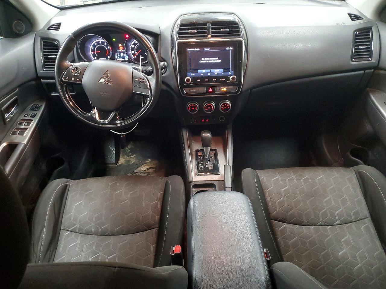 2020 Mitsubishi Outlander Sport Es - zdjęcie 8