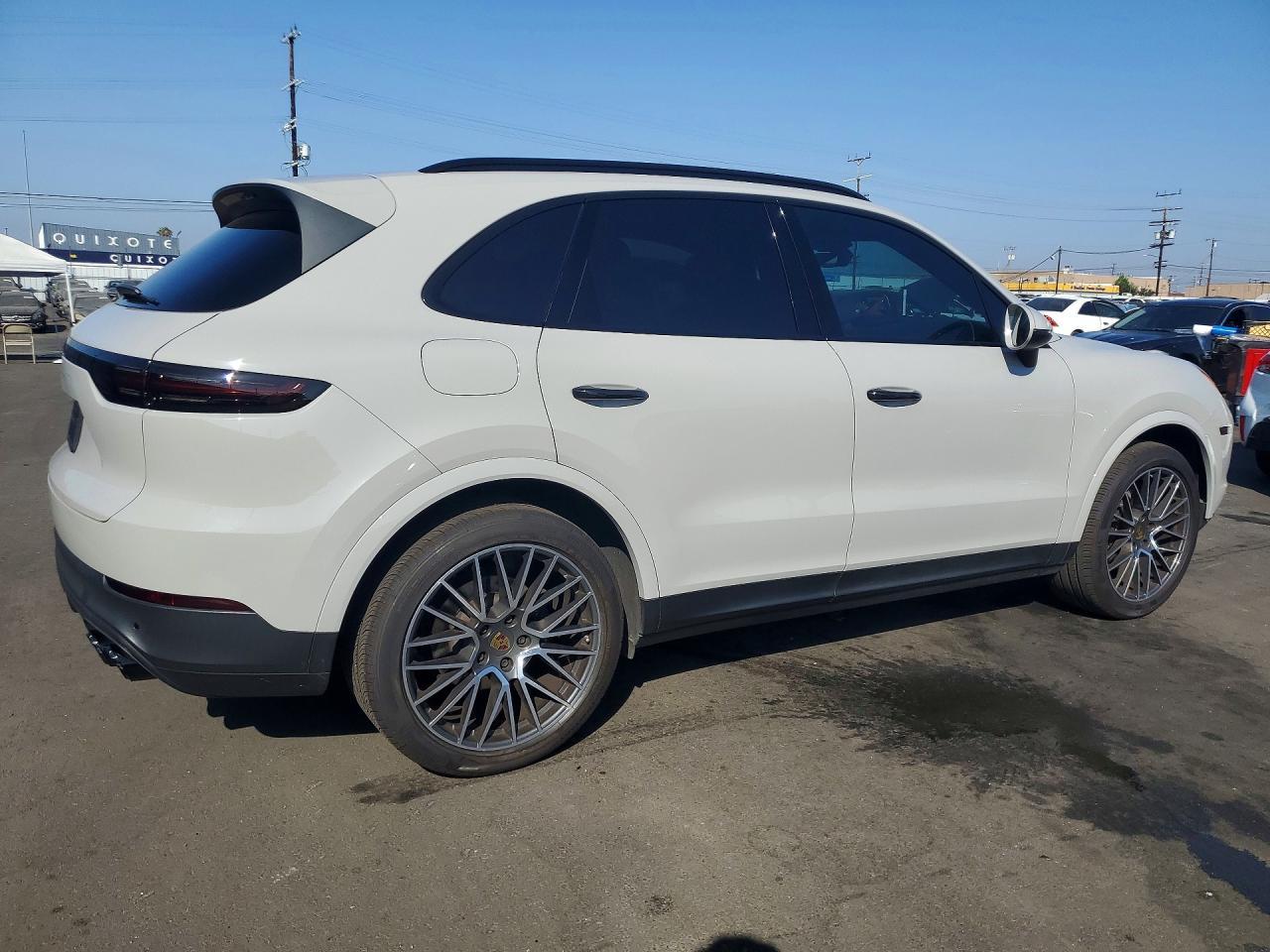 2020 Porsche Cayenne - zdjęcie 3