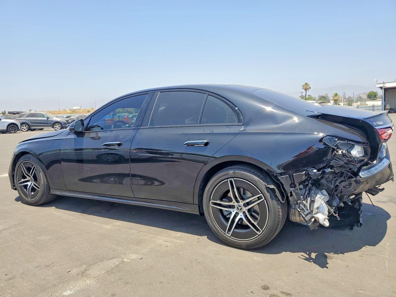 2026 Mercedes-Benz E 350 - zdjęcie 2