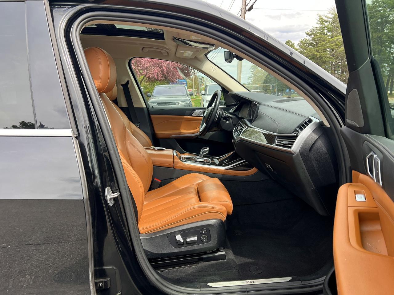 2021 BMW X7 xDrive40I - zdjęcie 5