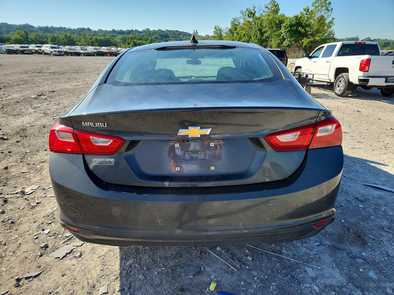2017 Chevrolet Malibu Ls - zdjęcie 6