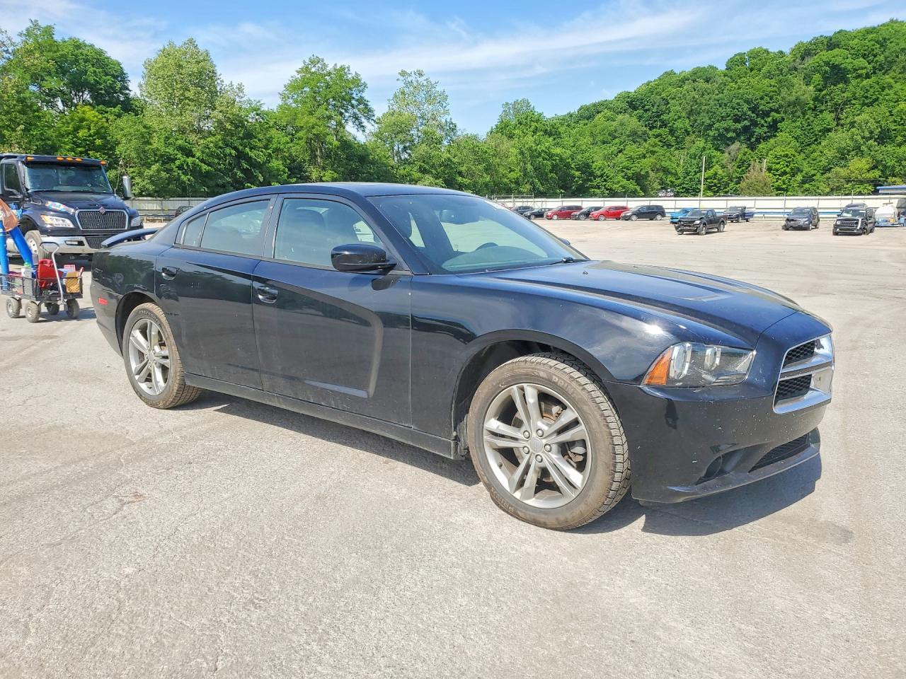 2014 Dodge Charger Sxt - zdjęcie 4