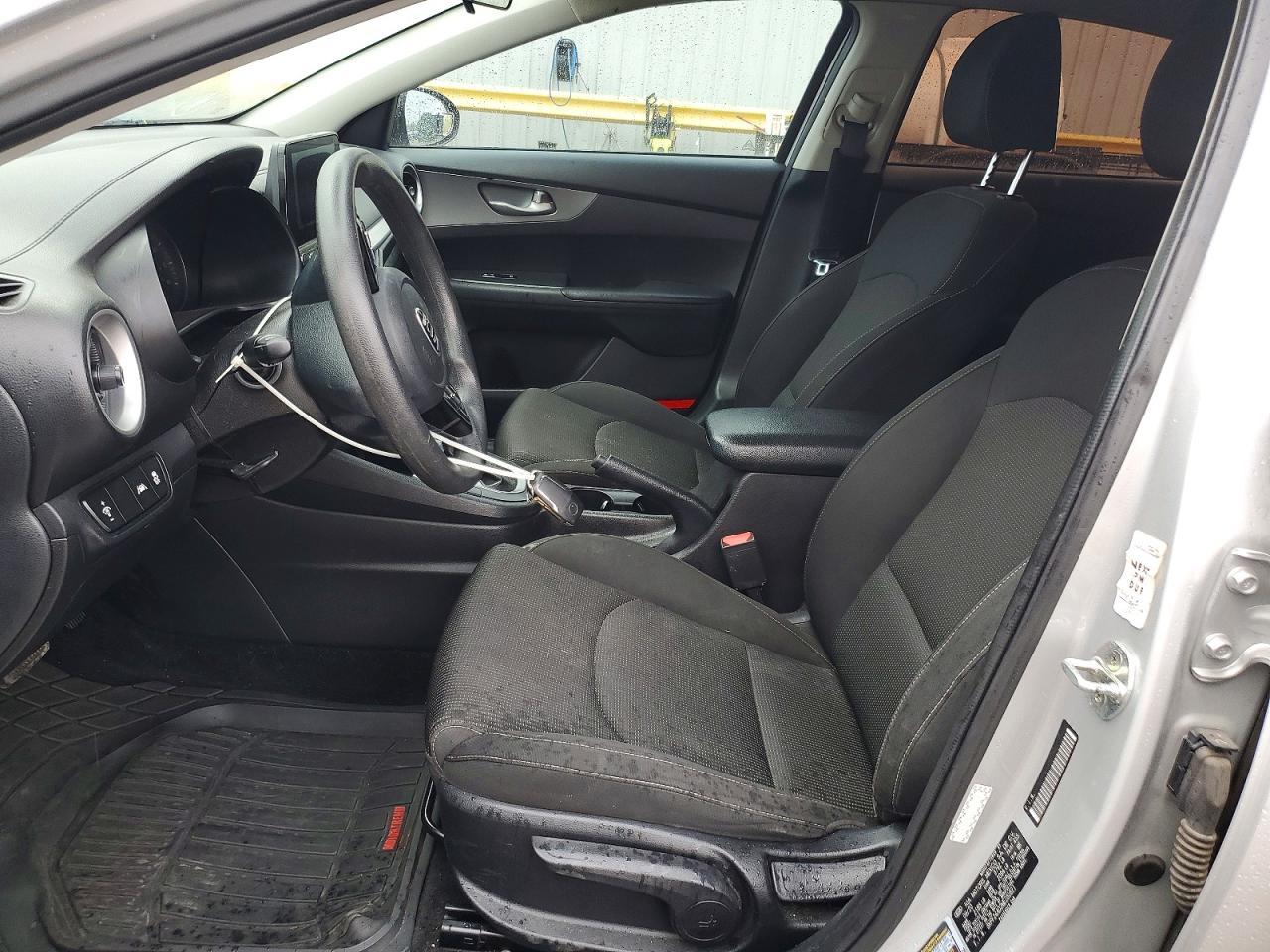 2021 Kia Forte Lxs - zdjęcie 7