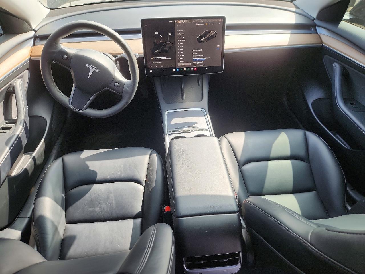 2023 Tesla Model 3 - zdjęcie 8