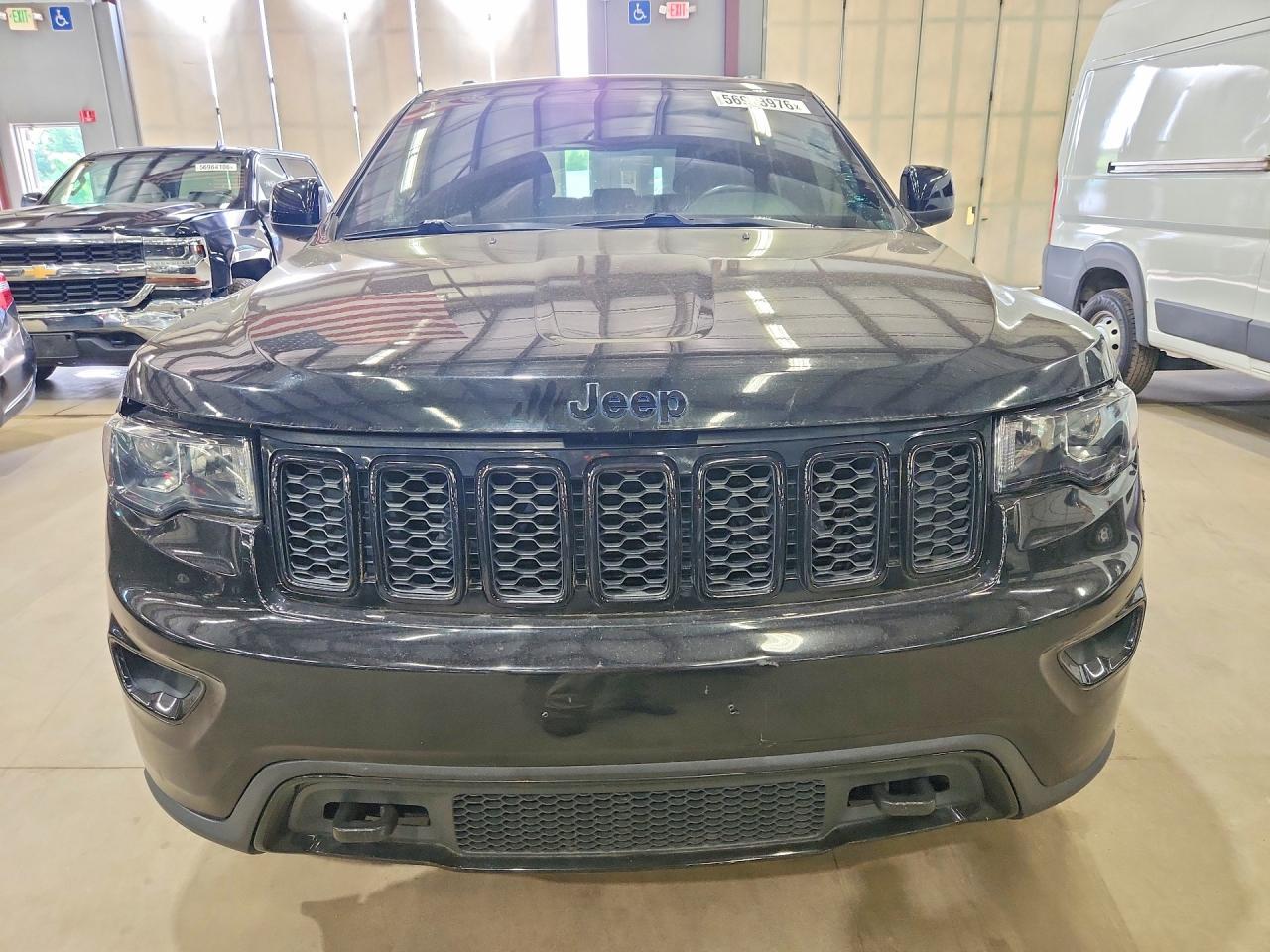 2019 Jeep Grand Cherokee Laredo - zdjęcie 5