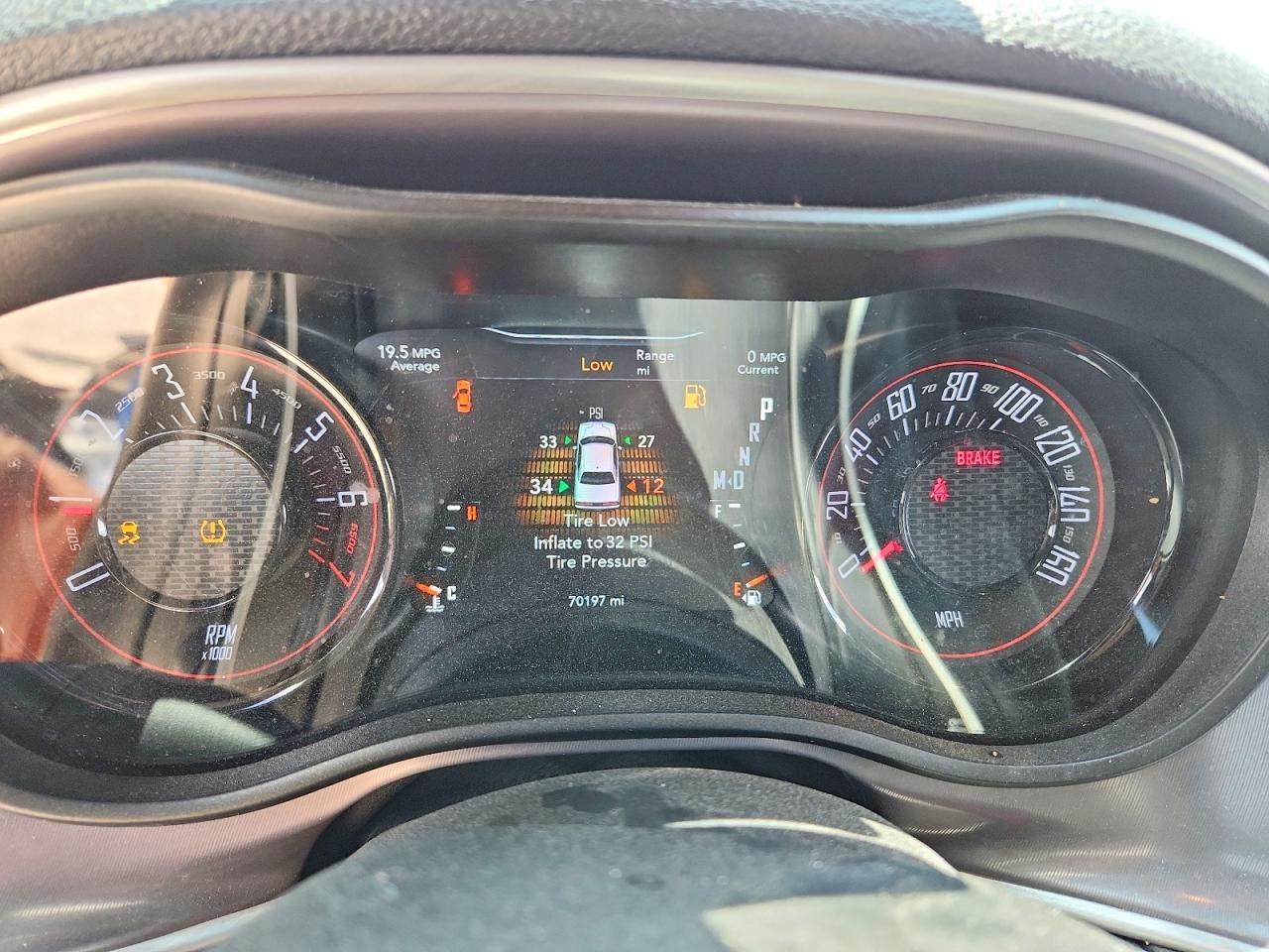 2022 Dodge Challenger Sxt - zdjęcie 9