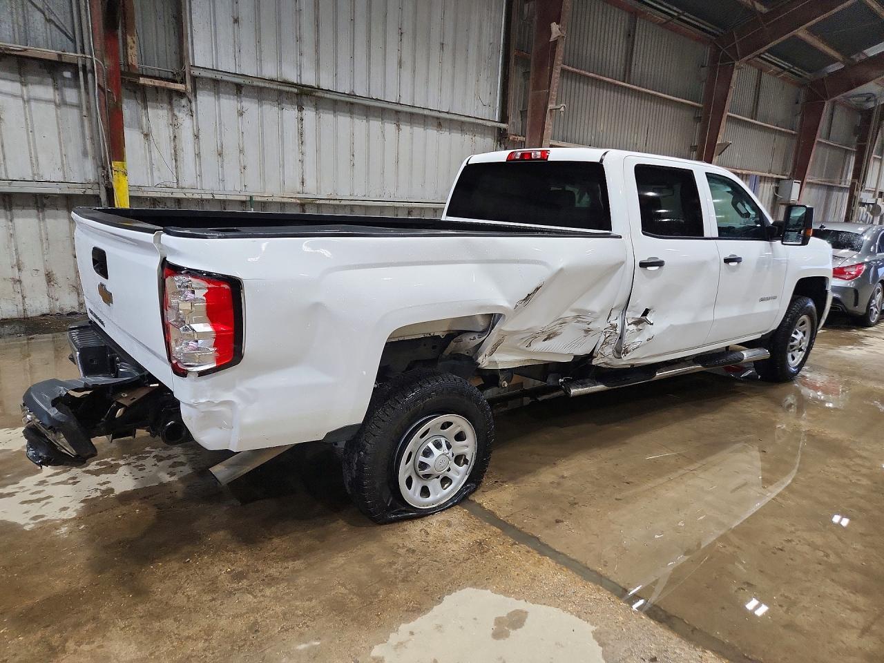 2016 Chevrolet Silverado C2500 Heavy Duty - zdjęcie 3