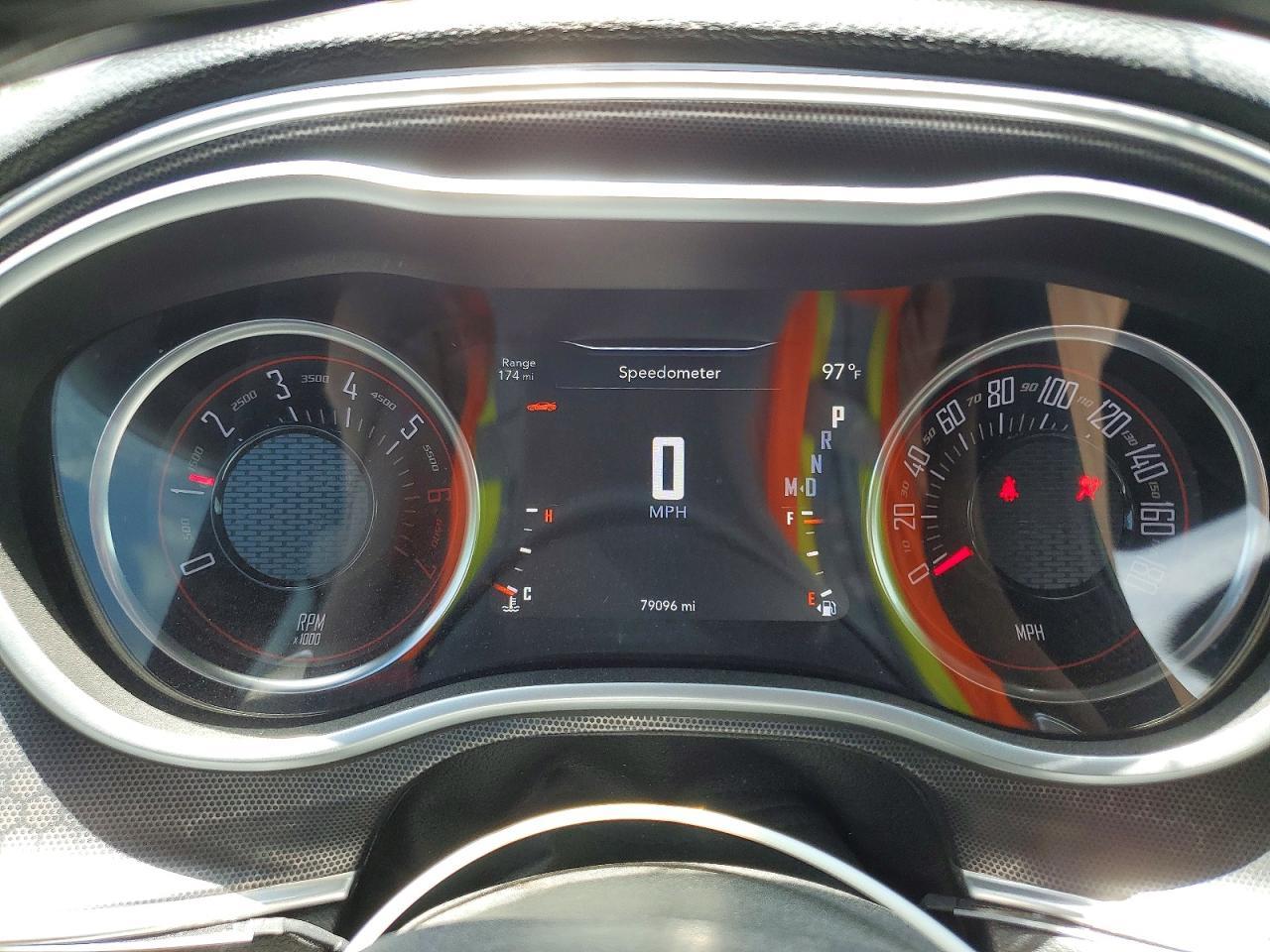 2018 Dodge Challenger R - zdjęcie 9