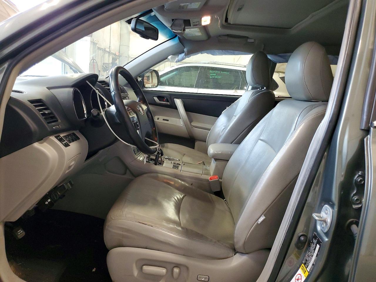 2013 Toyota Highlander Se - zdjęcie 7
