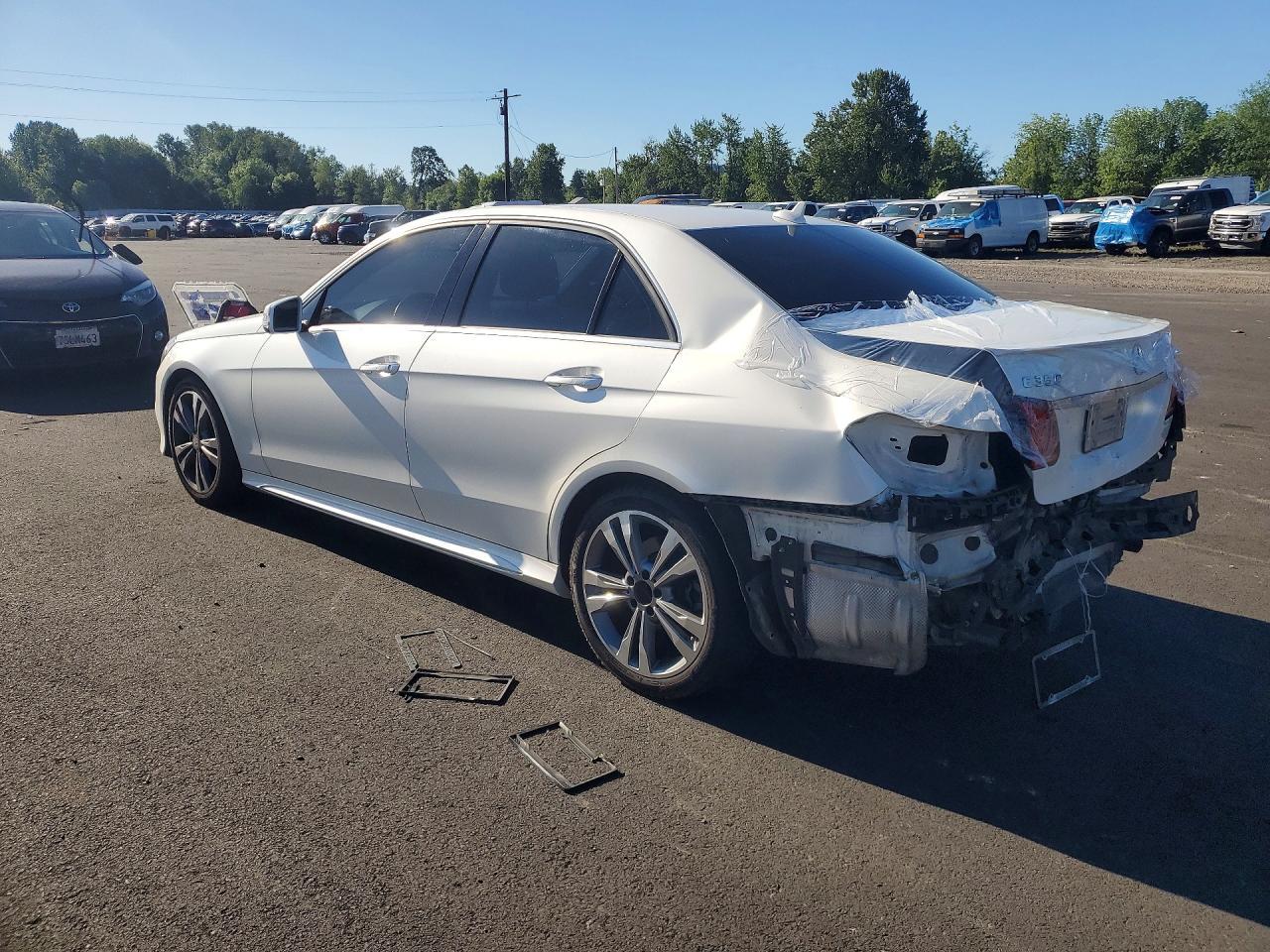 2014 Mercedes-Benz E 350 4Matic - zdjęcie 2