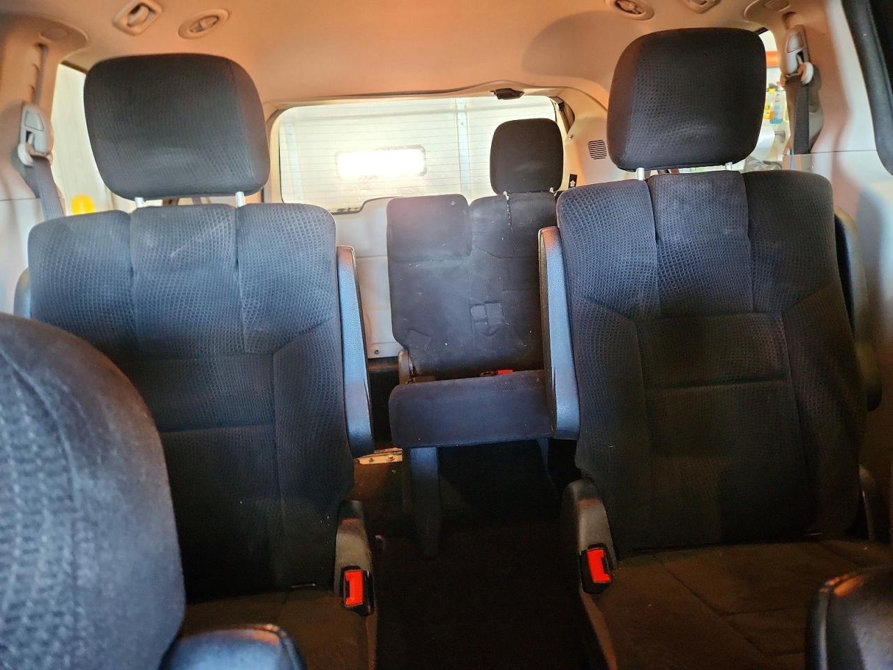 2014 Dodge Grand Caravan Sxt - zdjęcie 10
