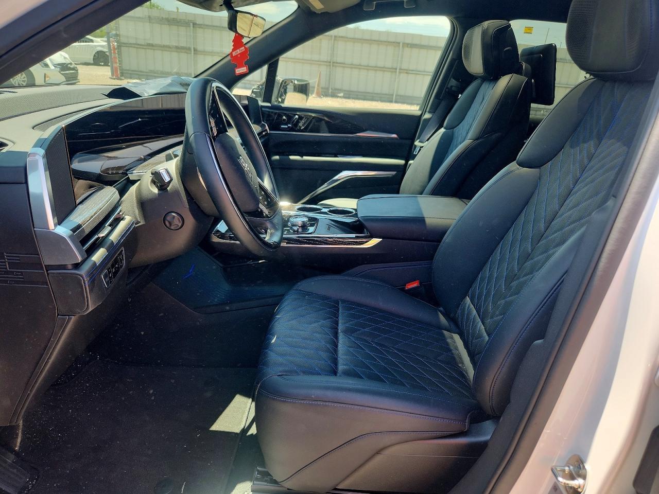2025 Cadillac Escalade Iq Sport-1 - zdjęcie 7