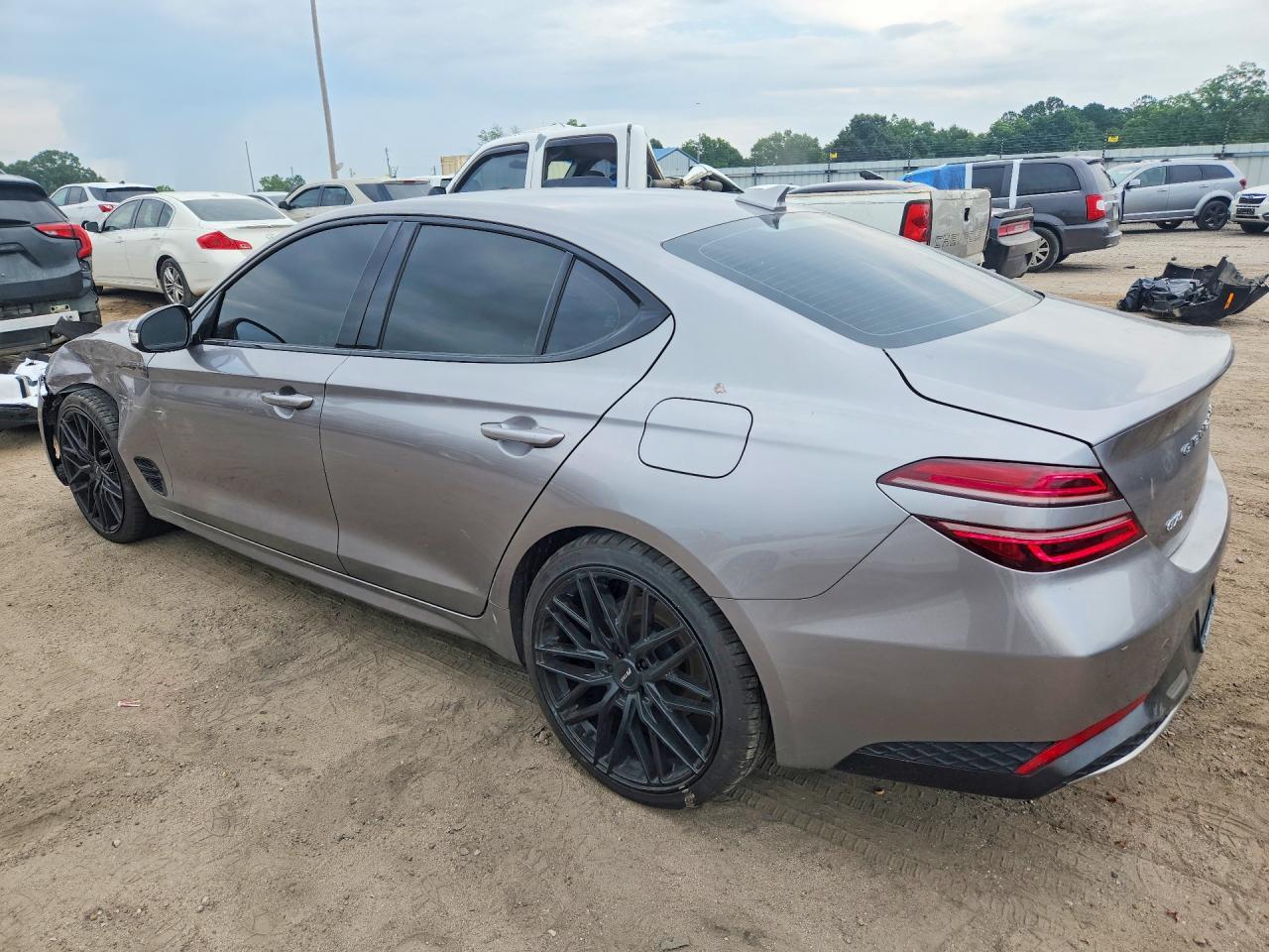 2023 Genesis G70 2.0T - zdjęcie 2