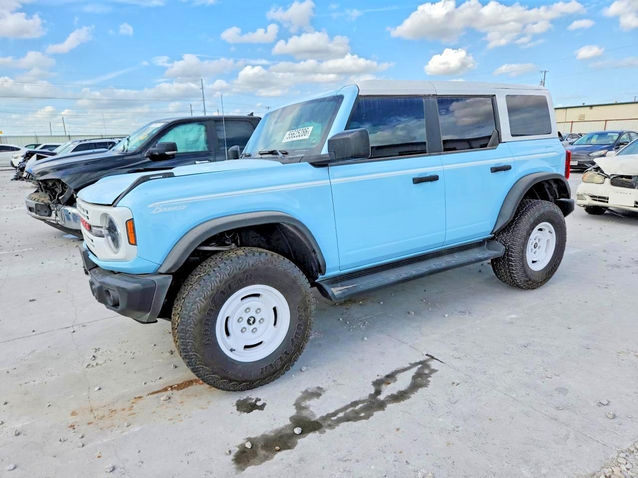 2025 Ford Bronco Heritage - zdjęcie główne