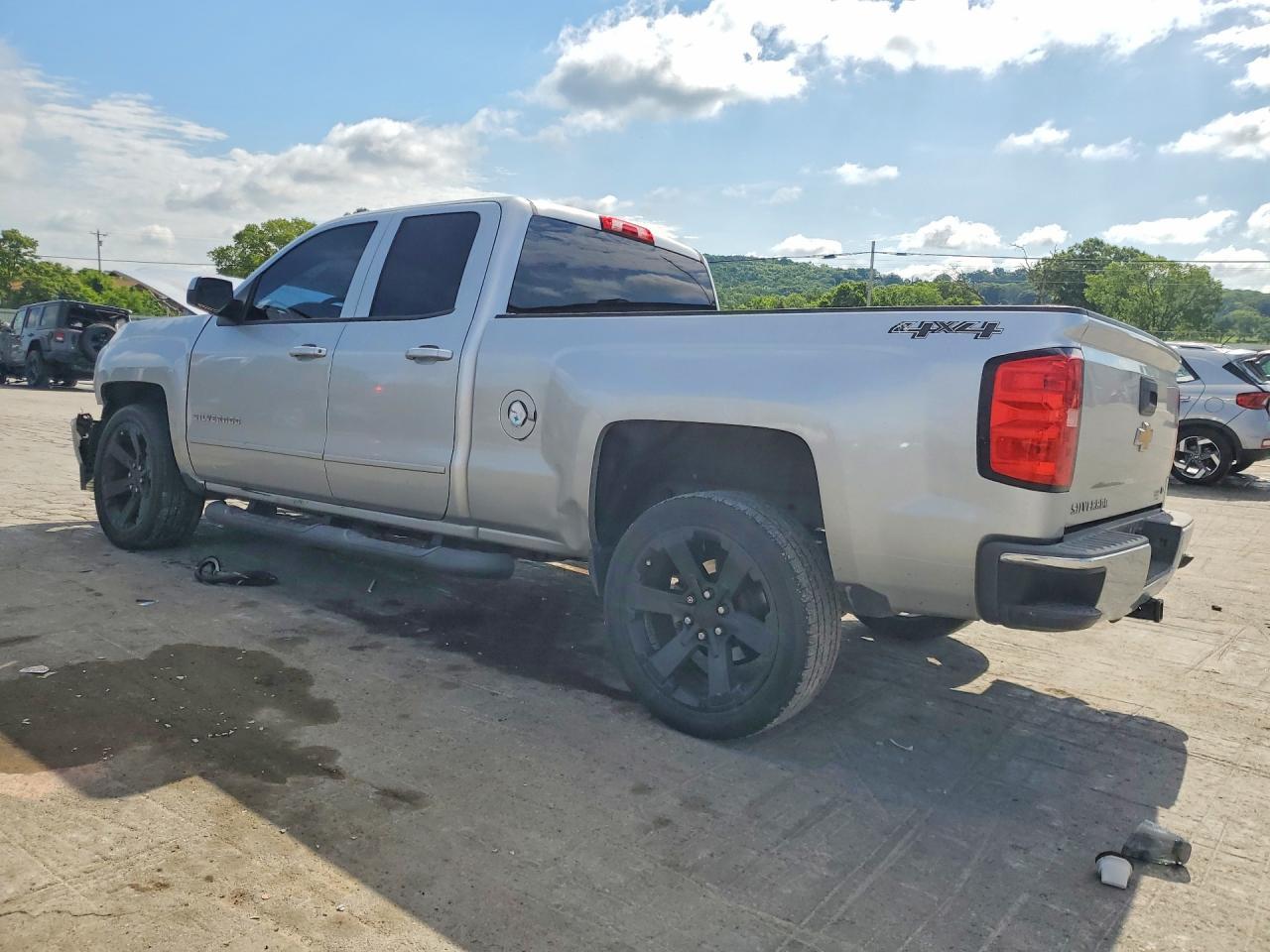 2015 Chevrolet Silverado K1500 Lt - zdjęcie 2