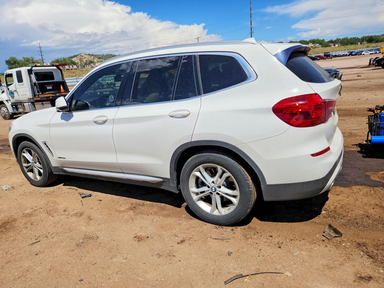 2018 BMW X3 xDrive30I - zdjęcie 2