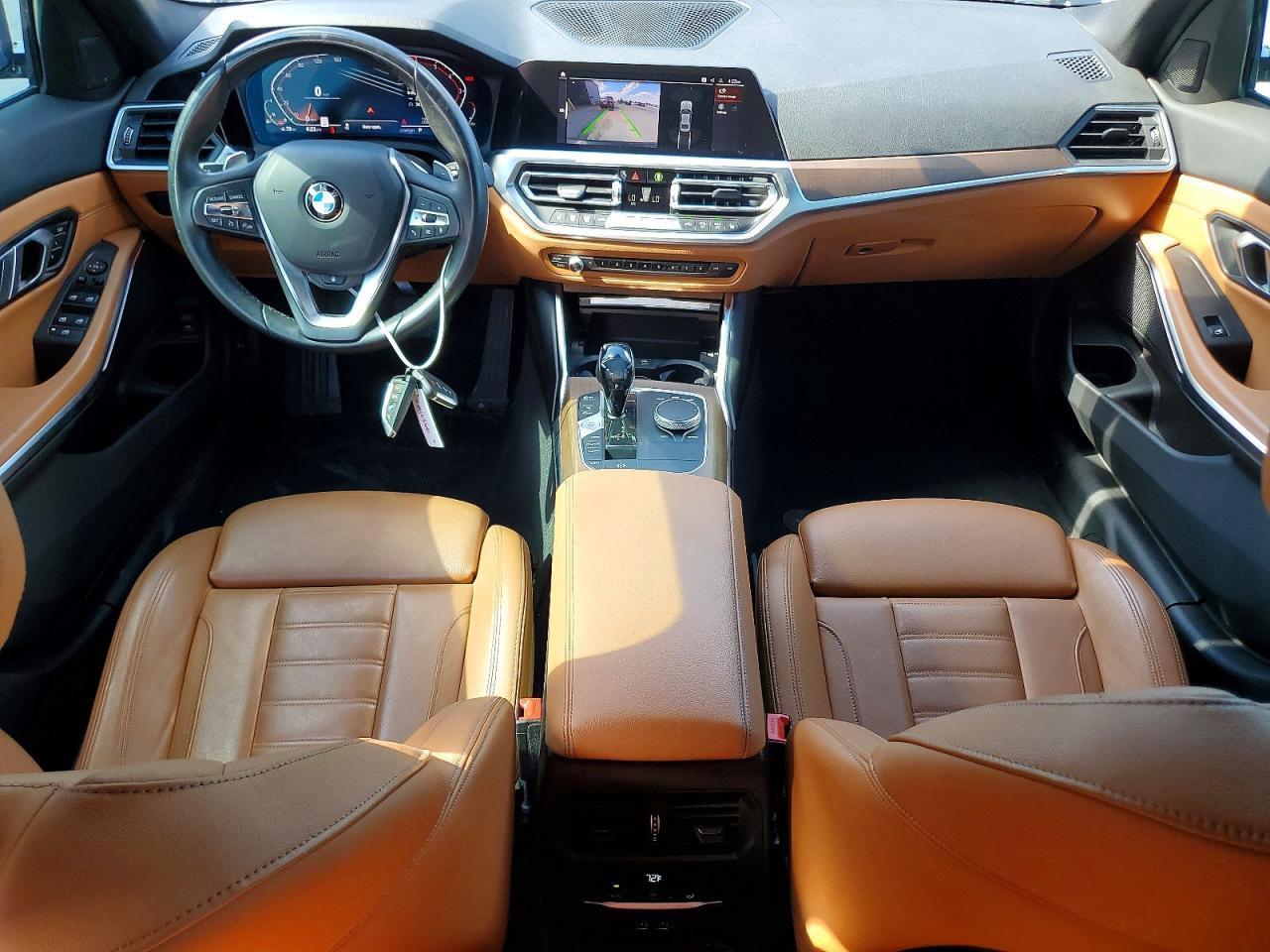 2021 BMW 330Xi - zdjęcie 8