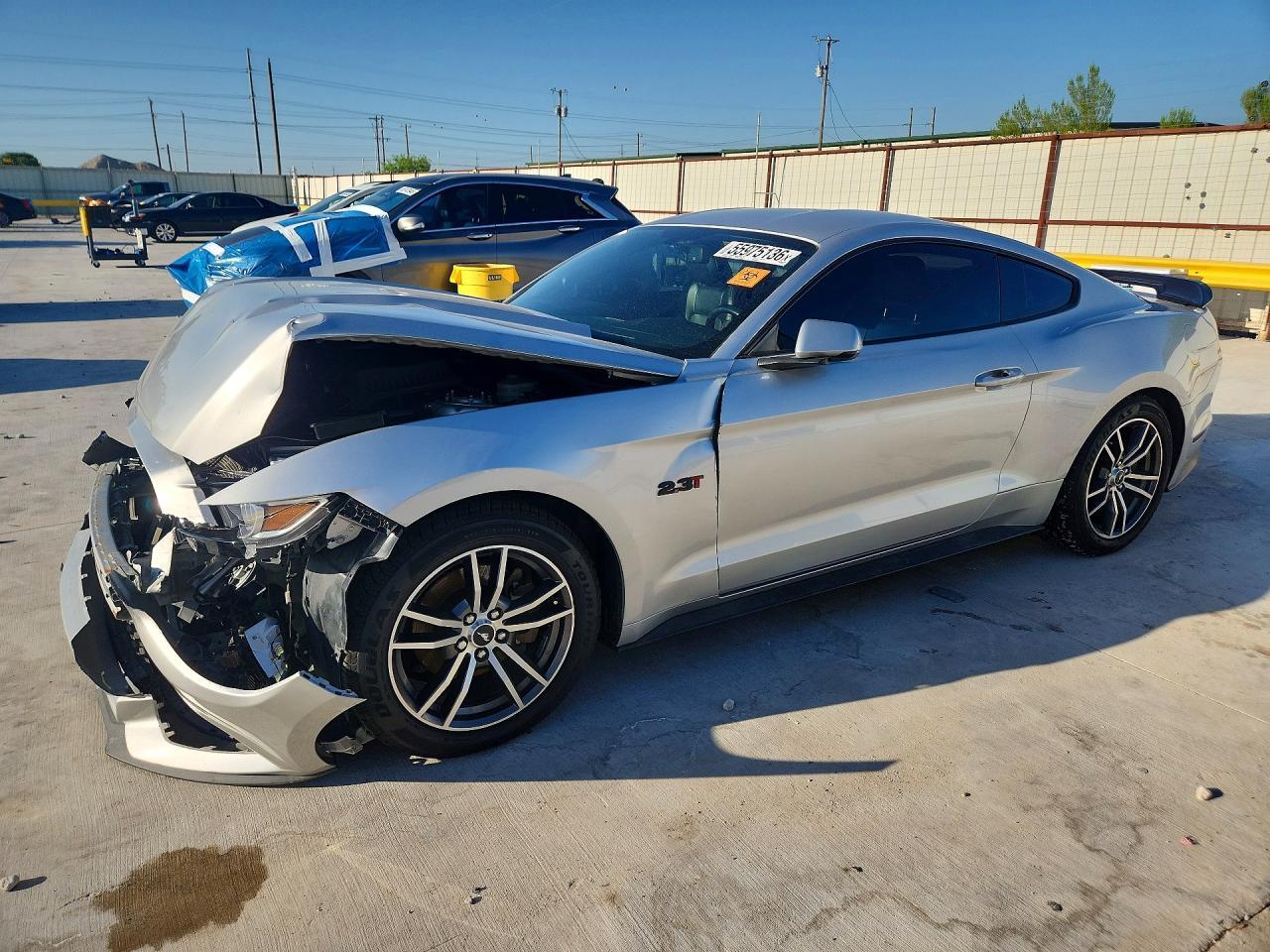 2017 Ford Mustang - zdjęcie główne
