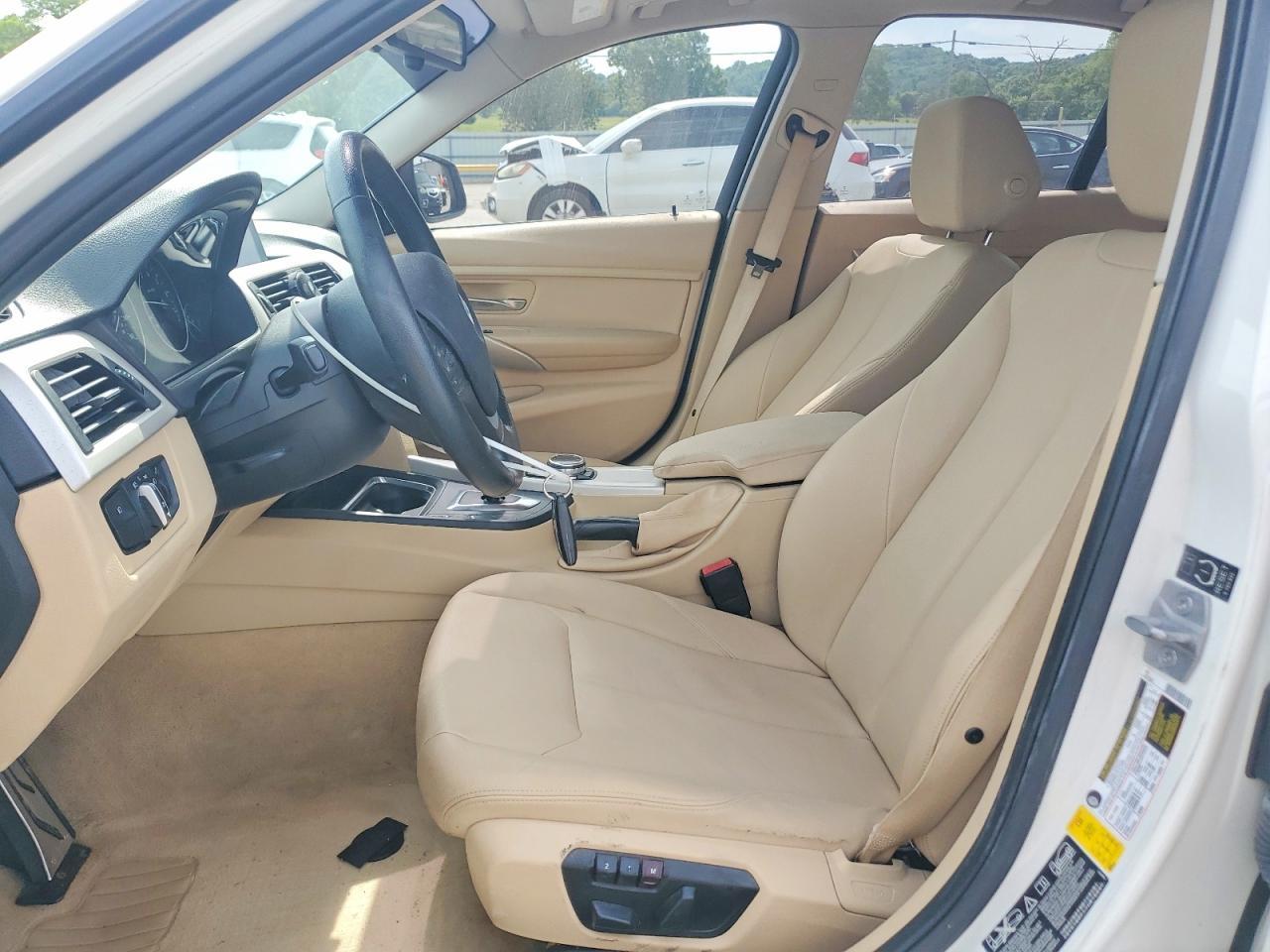 2014 BMW 320 I xDrive - zdjęcie 7