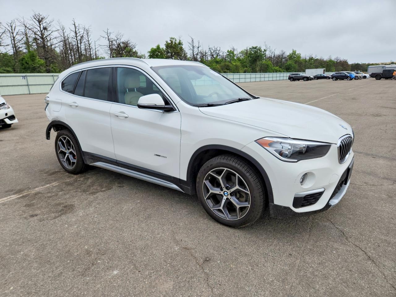 2018 BMW X1 xDrive28I - zdjęcie 4