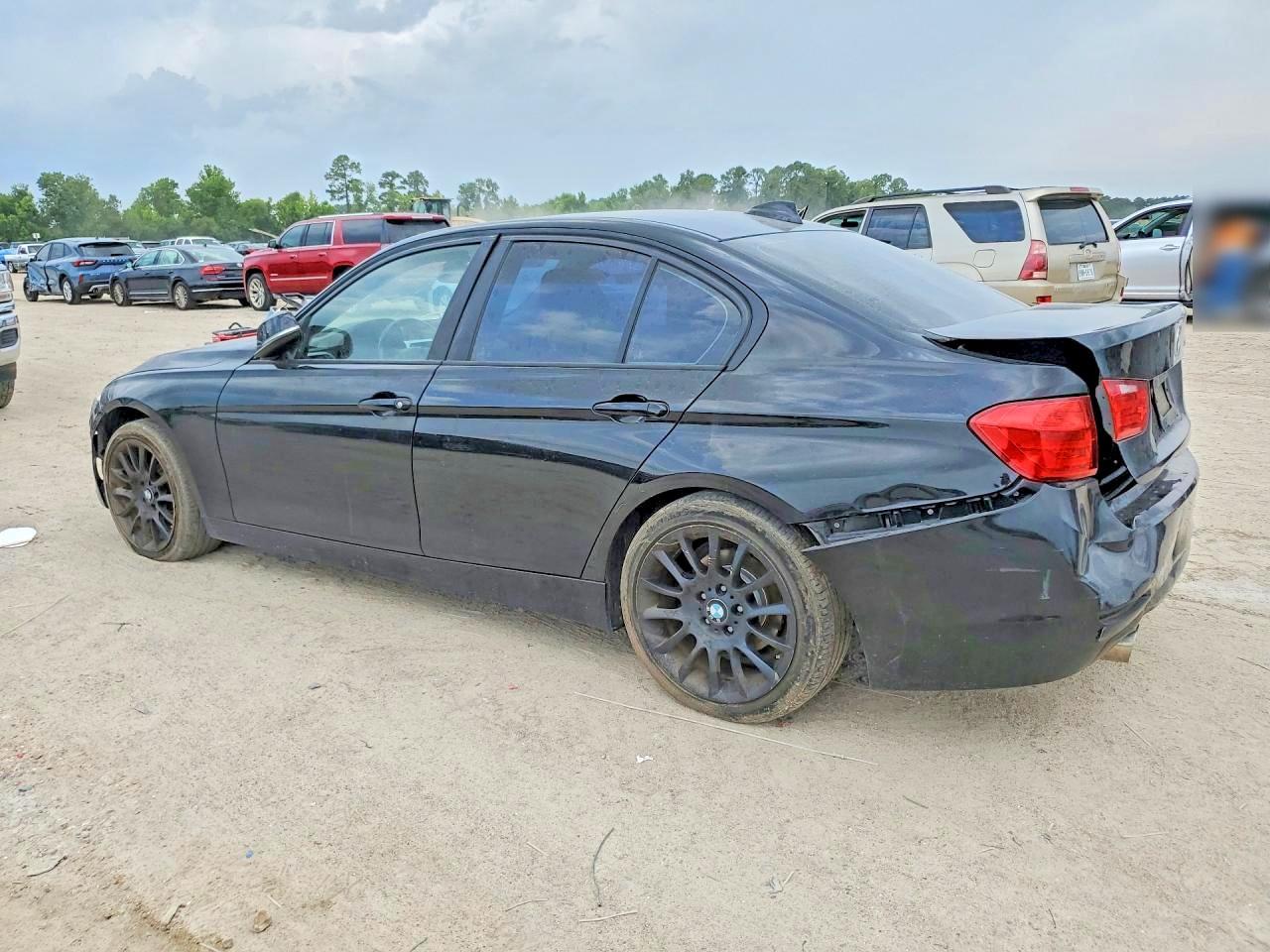 BMW Seria 3 - zdjęcie 2