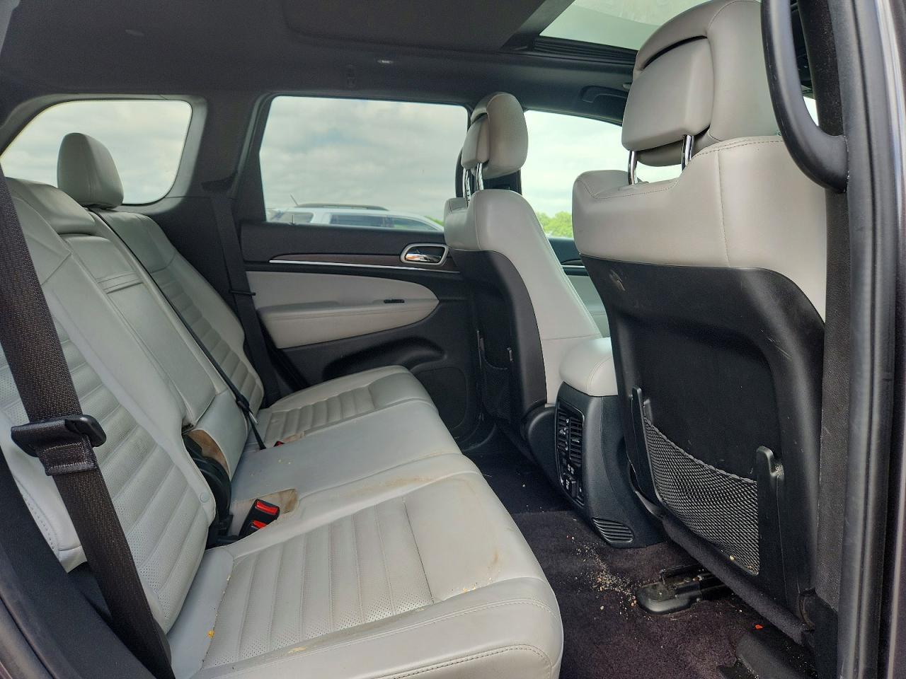 2018 Jeep Grand Cherokee - zdjęcie 11
