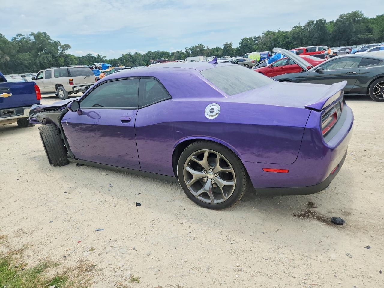 2016 Dodge Challenger R - zdjęcie 2