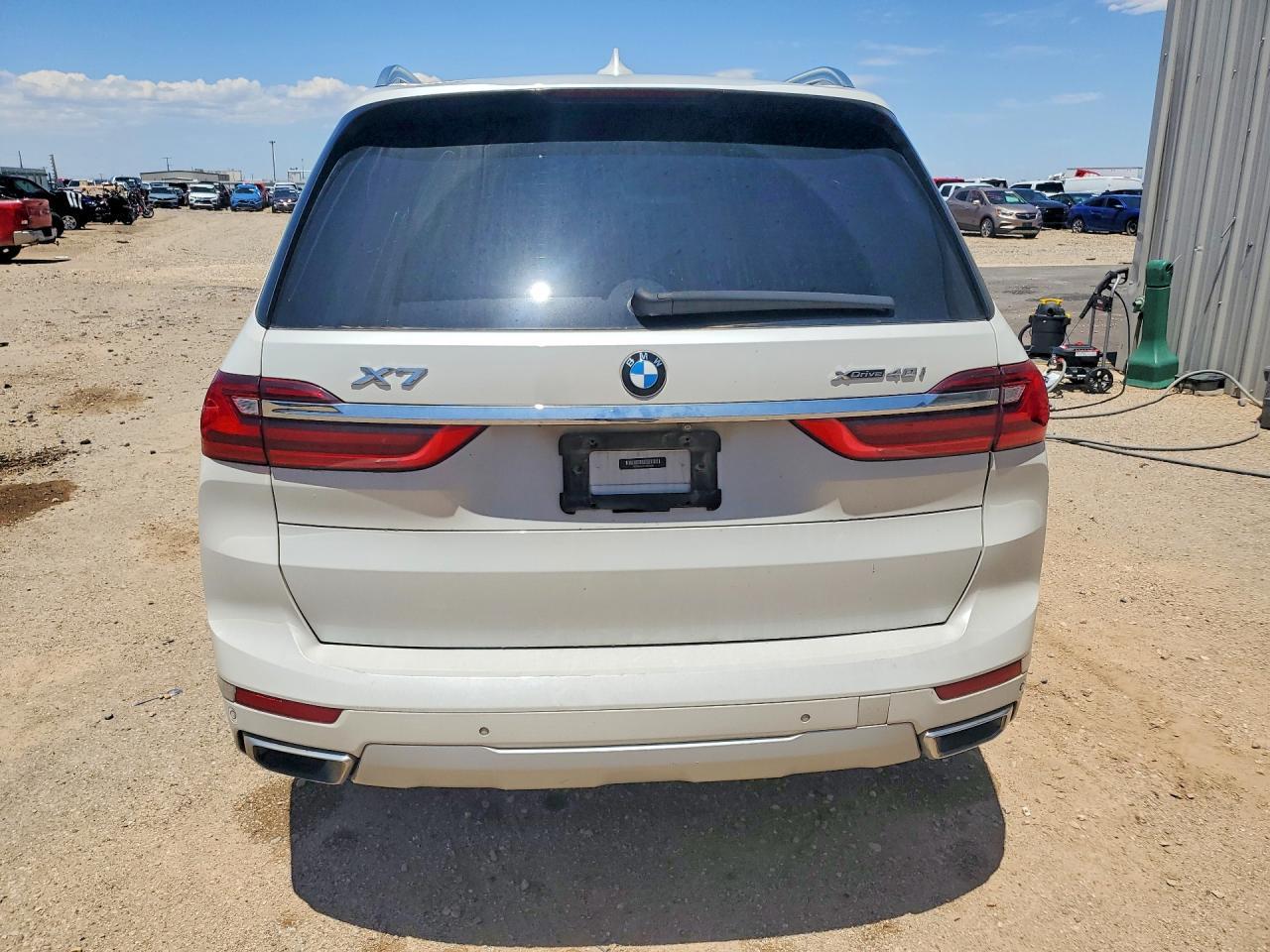 2020 BMW X7 xDrive40I - zdjęcie 6