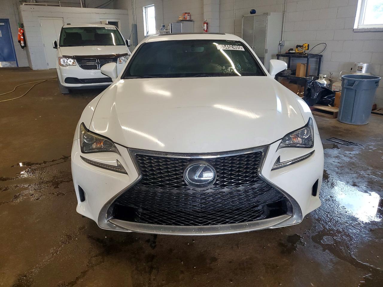 2017 Lexus Rc 200T - zdjęcie 5