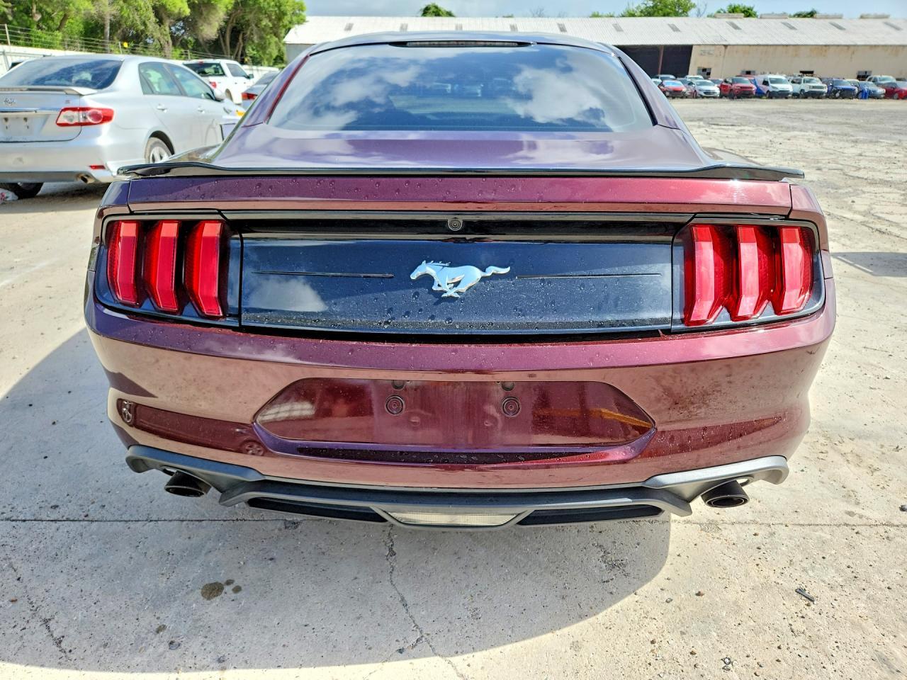 2018 Ford Mustang - zdjęcie 6