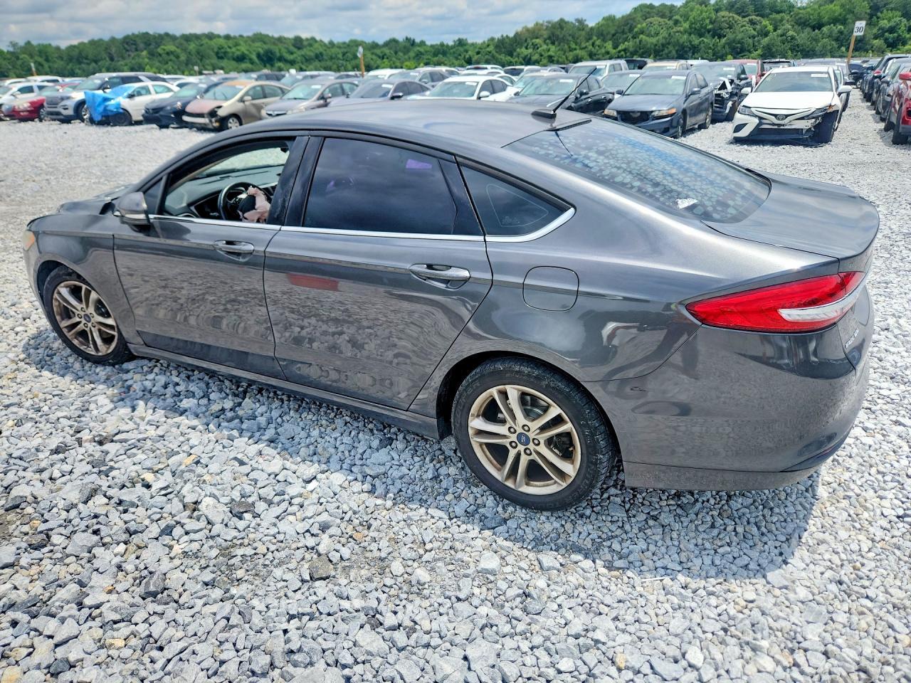 2018 Ford Fusion Se - zdjęcie 2
