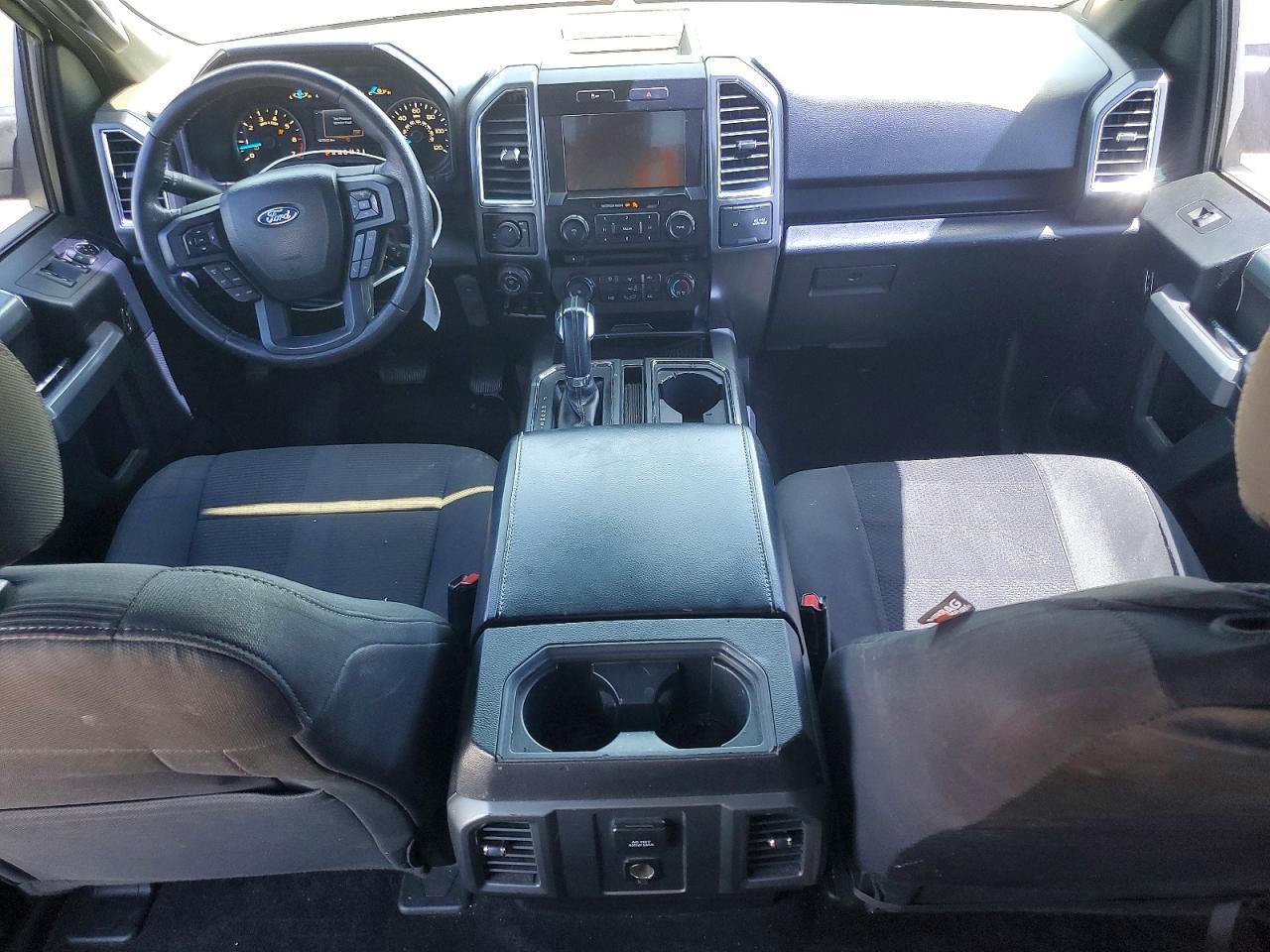 2016 Ford F150 Supercrew - zdjęcie 8