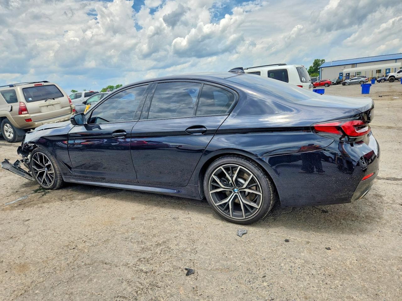 2021 BMW Seria 5 530i - zdjęcie 2