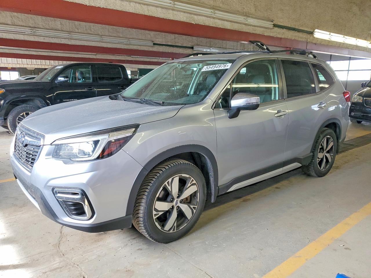 2020 Subaru Forester Touring - zdjęcie główne