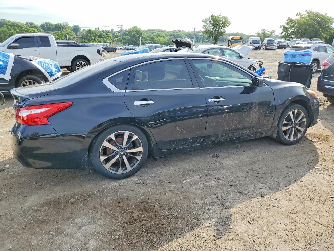 2016 Nissan Altima 3.5 Sr - zdjęcie 3