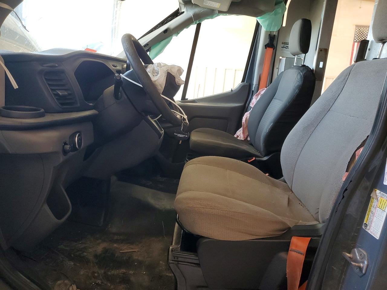 2020 Ford Transit T-250 - zdjęcie 7